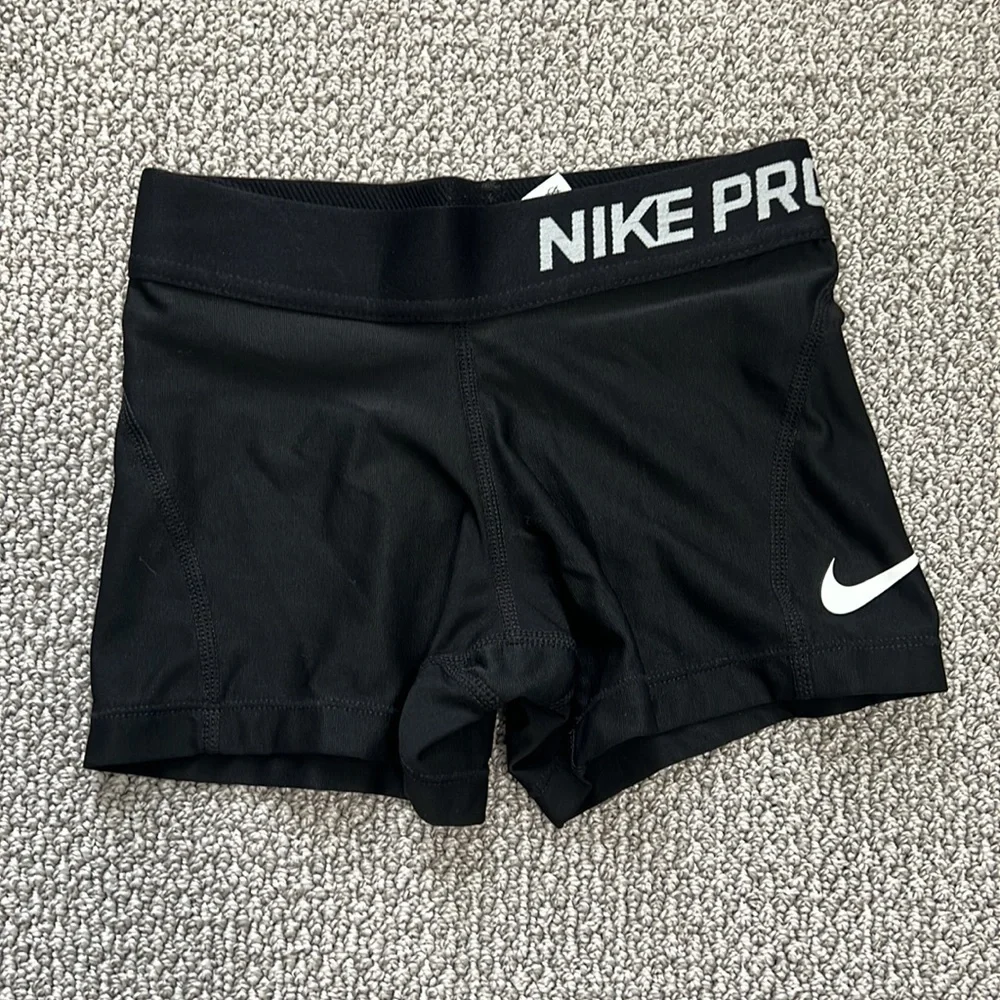 Girls Nike Bottoms Bundle - Picture 12 of 13